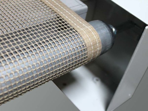 820 PTFE Mesh Belt Conveyor close up web 800x600