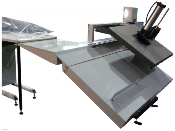 Vertrod PCAN Pneumatic Cantilever Impulse Sealer rear 800x600